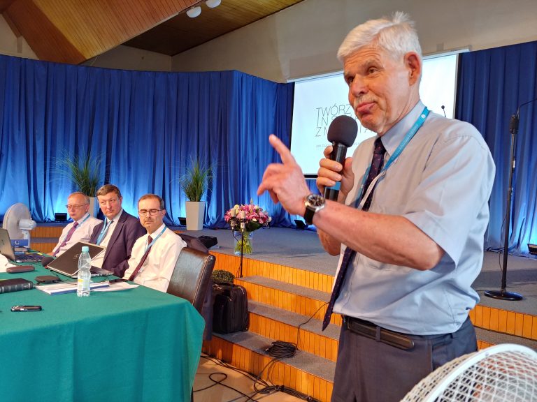 Pastor Ryszard Jankowski nowym Przewodniczącym Kościoła Adwentystów. Fotorelacja z pierwszego dnia XXII Zjazdu Kościoła